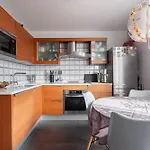 Veeve - Fabulous On Faure