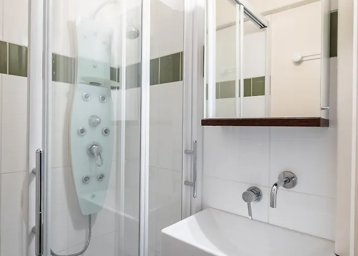 Veeve - Fabulous On Faure Apartment Paris