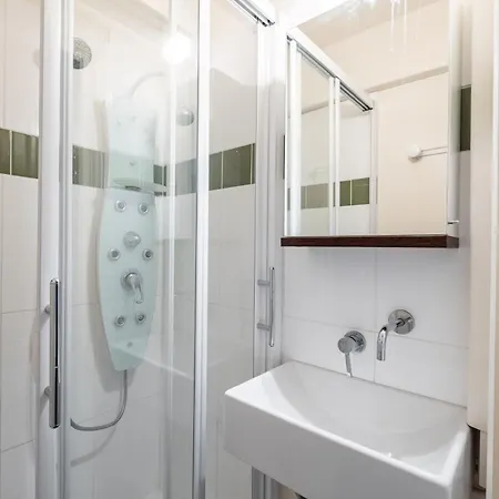 Veeve - Fabulous On Faure Apartament Paryż